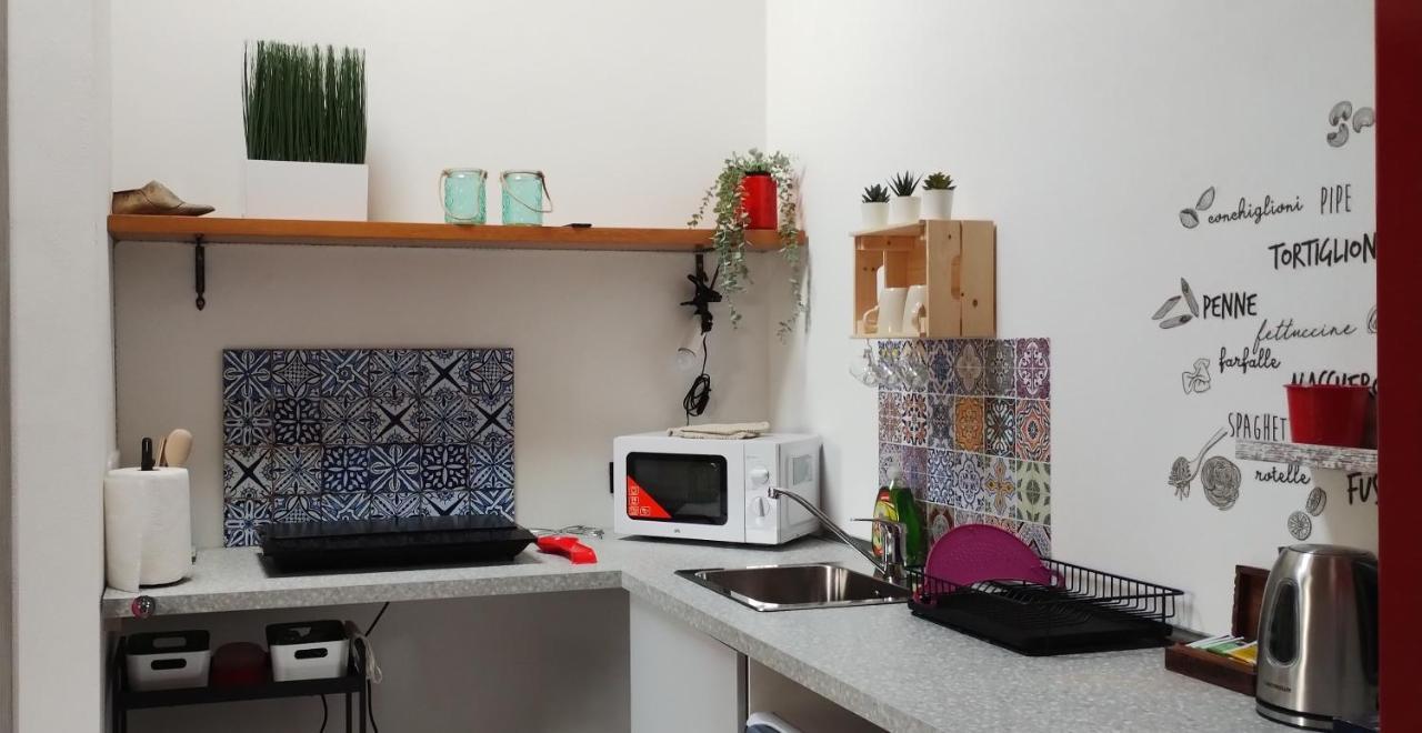 Casetto Rosso سان لاتْسارو دي سافين المظهر الخارجي الصورة