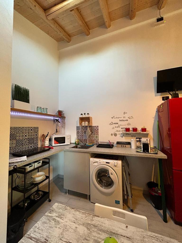 Casetto Rosso سان لاتْسارو دي سافين المظهر الخارجي الصورة